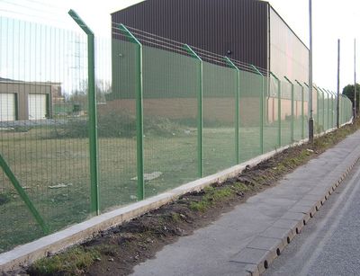 Peach Type Column Fence PVC Coated Welded Fence (HP-C5), Peach Type Column Wire Mesh Fence, Welded Peach Type Column Fence image 4