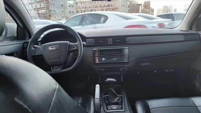 Used Gasoline Energy Car Chery Qoros 3 2018 Sedan 1.6L Automatic Leading Version From China, Gasoline Car, Car image 4