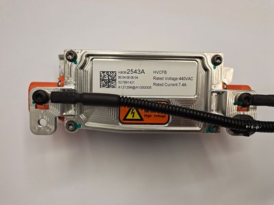 High Temperature Rresistance Aluminum Fuse Box with Smart Protection Fuse for EV, Automotive Fuse, Fuse Holder image 3