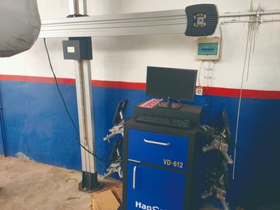 Vd621 Car Repair Machine Four-Wheel Alignment with Stock in Africa and Dubai, Four Wheel Alignment, 3D Four Wheel Alignment image 2