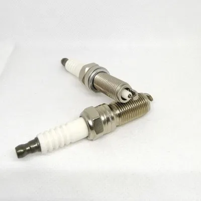 OEM and ODM Ultra Performance Iridium Spark Plugs for Cars, Automobile Parts, Iraurita Spark Plug