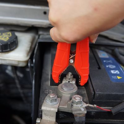 Portable Car Starter Powerstart Emergency Junp Starter 16800mAh 800A Peak, Battery Booster, Battery Charger image 4