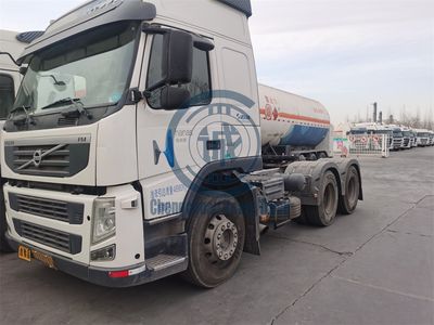 Volvo Truck Head Used 6X4 10 Tyres FM400 Automation Heavy Duty Tractor for Trailers 95% New in Good Condition, Sinotruk HOWO 6X4 10 Tires Tractor Truck, Euro3 Volvo Tractor Truck 400HP 6X4 10tyres image 2