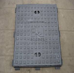 En 124 Standard Rectangle Sewer Ductile Iron Manhole Frame and Cover, Cover Frame, Cast Iron Cover image 3