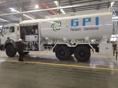 Customizing Beiben 2634 Avation Jet A1 Kerosene Refueling Tanker Helicopter Refueling Trucks (LHD / RHD Aircraft Refueller), Aircraft Refueler, Refueling Truck image 6