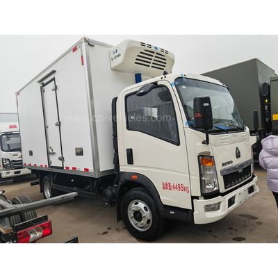 Sinotruck HOWO 3ton Meat Refrigerator Truck with Meat Hook, Sinotruck HOWO Freezer Truck, Sinotruck HOWO Refrigerator Truck image 3