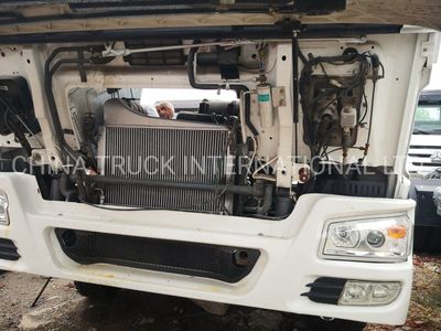 Used Sinotruk HOWO 6X4 371HP/375HP/420HP Trailer Head Tractor Truck, Tractor, Tractors image 6