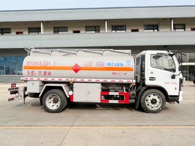 Diesel Petrol Refueling Oil Transport Tank Truck Load 8000L Fuel Tanker Truck with Dispenser, Oil Truck, Fuel Tanker Truck image 3