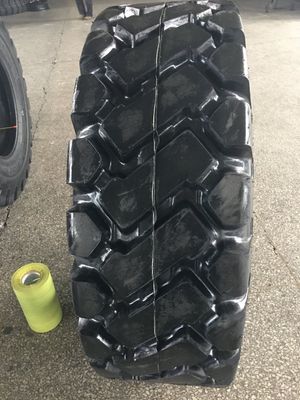 Size 16/70-20 Loader Forklift OTR Tire off-The-Road Tyre L-3 New, Loader Mine Forklift Trucktire Bulldozer Tire, Bias Tire Loaders Tires image 4