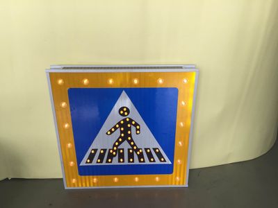 Solar Traffic Warning Sign / Flashing Road Sign for Roadway Safety, Traffic Guild Sign, LED Traffic Guild Sign image 3
