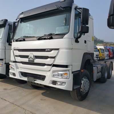 Sinotruk HOWO 6X4 400/430HP 10 Wheels Heavy Duty Prime Mover A7 H7 N7 8X4 Euro 2 Tri Axle Dumper Tipper Shacman FAW Cargo Pull Tow Used Big Tractor Head Truck, Sinotruk, Truck Head Tractor image 4