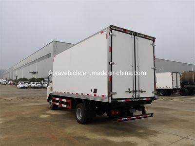 HOWO 4X2 Small 4 Tonnes 5 Tonnes 6tonnes 18 Cubic Refrigerator Freezer Truck, Refrigerator Freezer Truck, Refrigerator Truck image 5