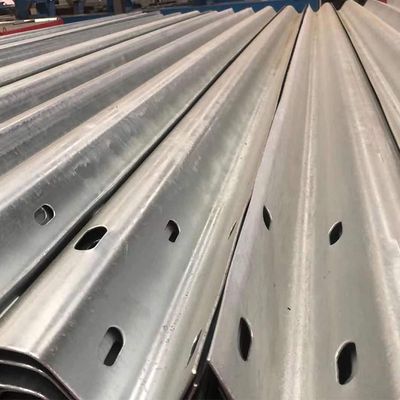 3mm Galvanized W Beam Highway Guardrails Per ISO9001 Made in Steel, Zinc Coating Customized, Guardrail, Highway Guardrail image 2