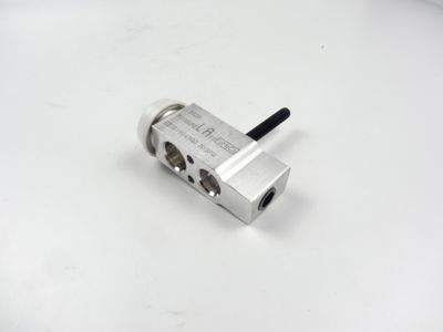 Auto Parts Expansion Valve for Ford Ranger 2012 Ab39-19849-Ab, Air Conditioner Expansion Valve, Air Condition Valve image 2