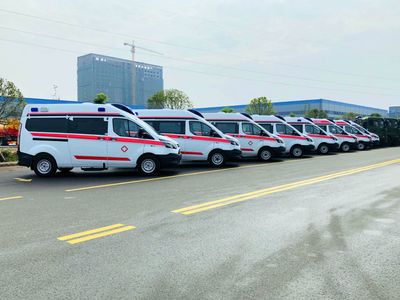 China Diesel Engine Ford Jmc Foton Mobile Hospital Patient Transport Rescue Emergency Ambulance Gasoline Engine Is Optional, Ambulance, Ratchet image 4
