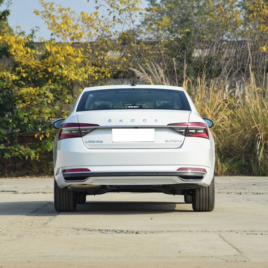 S Koda Superb 1.4t5 5-Seater Medium-Sized Gasoline Car Supai image 3