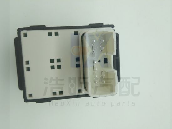 Power Window Switch for Hyundai Santa Fe 2001-2006 93570-26100 93570-0X000 image 4