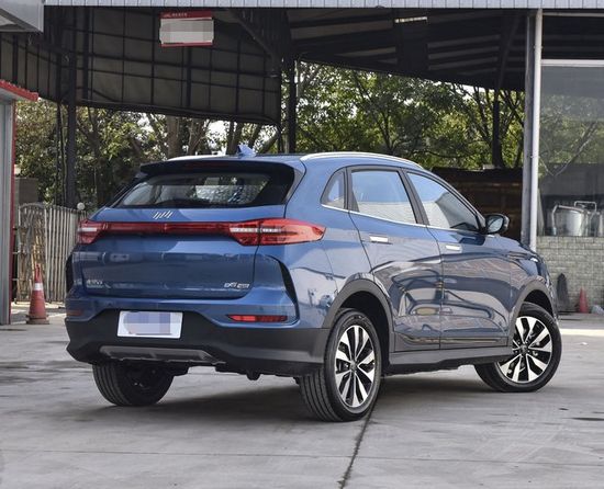 Cheap Price Made in China Electric Vehicle Compact SUV EV Car image 4