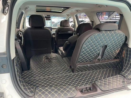 Second-Hand Car Model for Sale Adult Driving Geely Jiaji High-Quality 1.5t Hybrid Electric Vehicle Made in China image 5