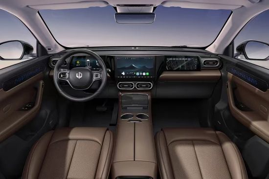 The Leap Motor C11 Powerful Midsize SUV The Zero Run C11 All-Electric SUV Car image 6