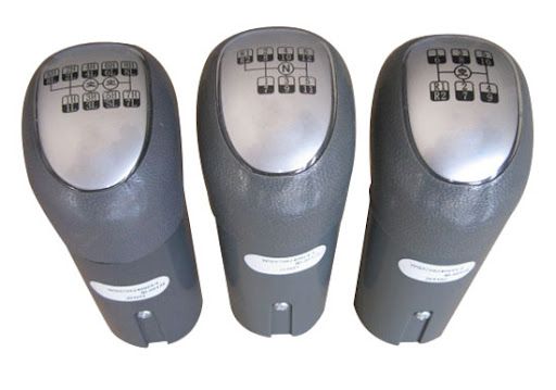 Custom Standard Professional Gear Shift Knob Wg9700240015 in China image 4