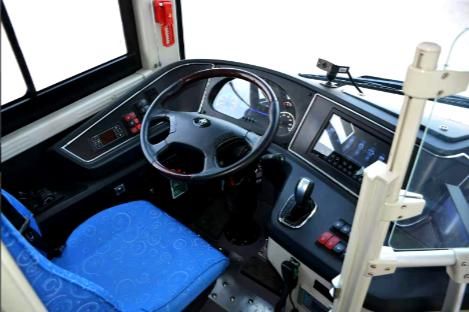 New Product Bus Electric Public Transport Buses 10.8m Large Bus 81 Seats New Energy 4X4 Buses image 5