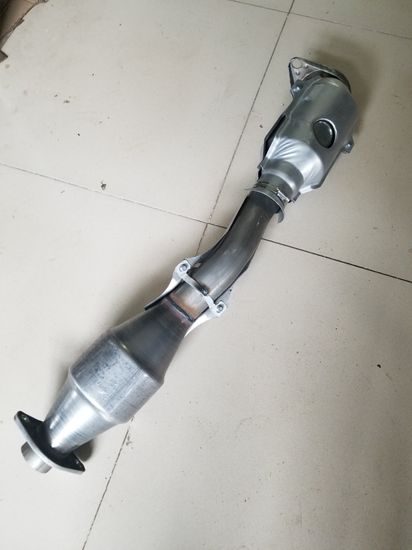 Catalytic Converter for Nissan Tiida/ Sylphy /Livina /Sylphy New Model 1.6 1.8 image 3