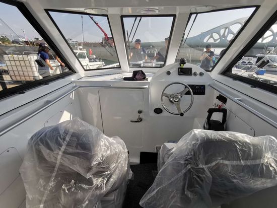 7.3m High Speed Aluminium Deck Fishing Vessel Engine Catamaran for Sale image 3