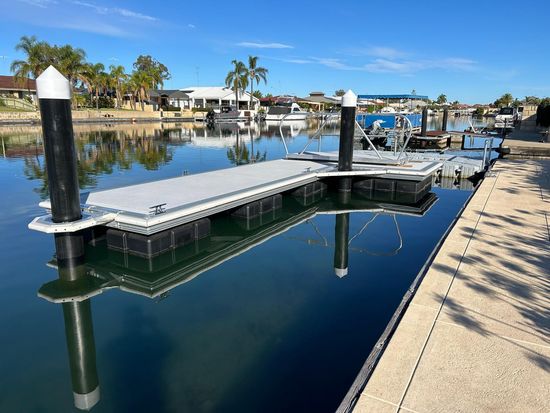 Marine Equipment Aluminium Frame Main Floating Dock and Finger Pontoon Bridge image 6