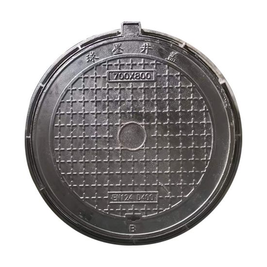 Frame En124 Square Shape Access UAE Arabia with Handle Manhole Cover image 3