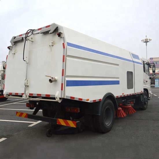 Dongfeng 6 Wheeler 4*2 7.5 Cubic Meters Stainless Steel Water Tanker Sweepers Road Cleaner Truck image 5