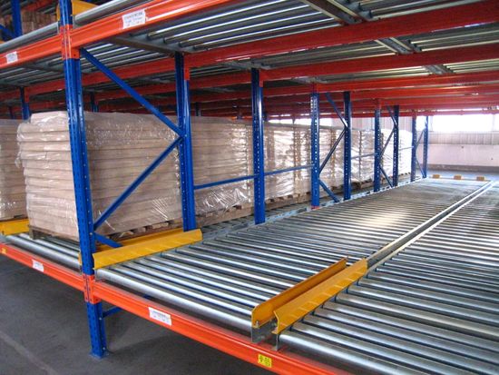 Pallet Flow Rack Hot Sales Large Warehouse Storage Racks Pallet Racking Gravity Flow Racks Safety Efficiency Fifo Racking Systems Pallet Flow Racking image 6