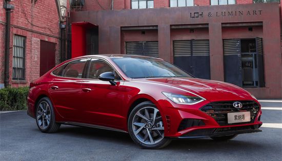 2024 Hyundai Sonata 2.0t N Line Air Petrol Sedan with Left-Hand Drive Cheap Second Gasoline Auto Car 250PS L4 Cheap Used Car 8-Speed Manual Transmission image 2
