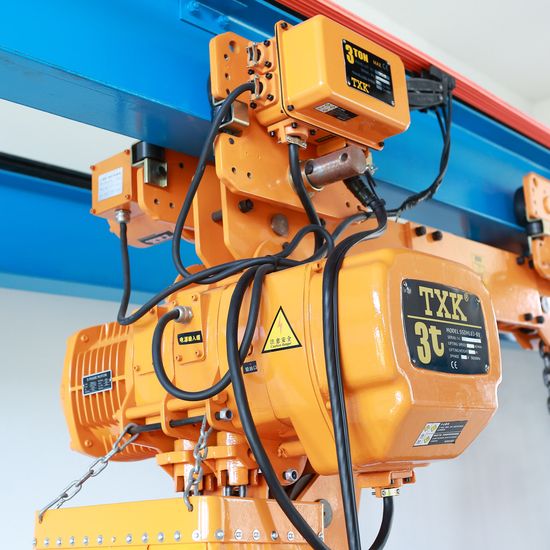 5000kg Txk Brand 220V-690V 50Hz Two Hooks Electric Chain Hoist for Lifting Large Goods image 4