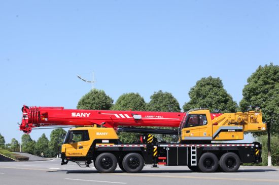 Direct Factory Offer 110 Tons Truck Crane 110t Crane Stc1100 with Direct Factory Offer in Philippines image 4