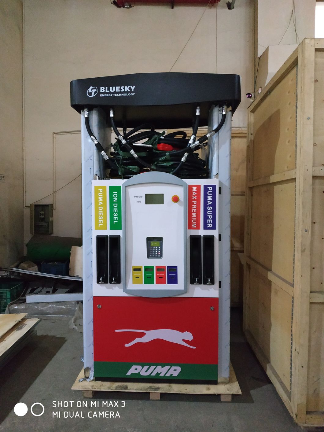 Gilbarco Model 3-Product 6-Hose Fuel Pump Dispenser for Gas Station
