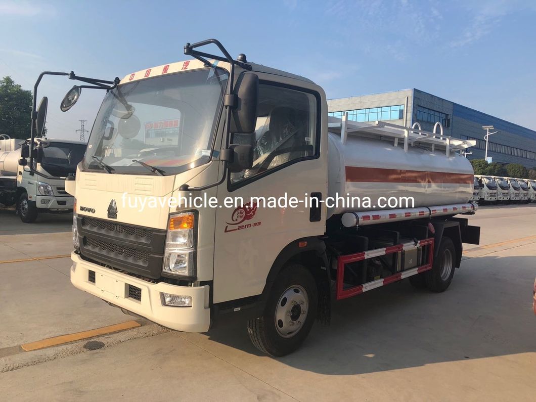 Sinotruck HOWO 5000litres 5m3 6m3 Mobile Petroleum/Fuel/Oil Tanker Truck for Africa