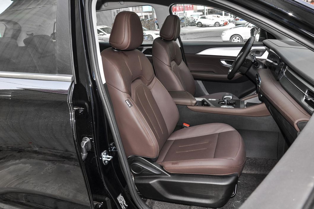 Yj08 Jetour X90 Plus 2023 Facelift 1.6td DCT Villa 7 Seats Midsize SUV Second Hand Car