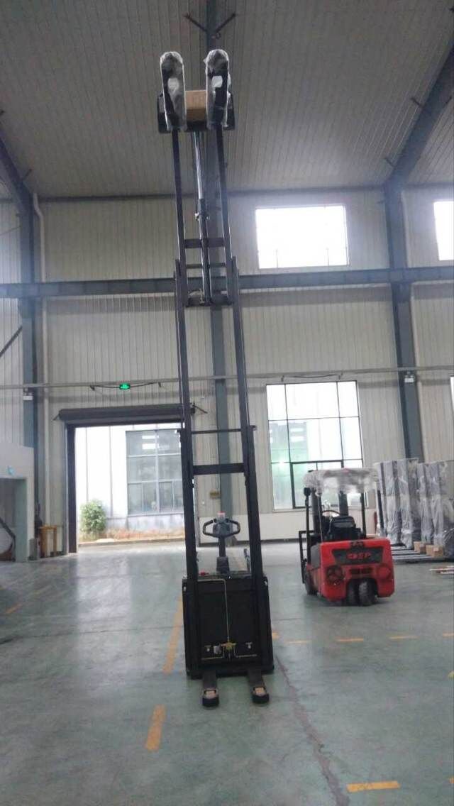 1.5ton Brand New Electric Pallet Stacker (ES15-15ES)