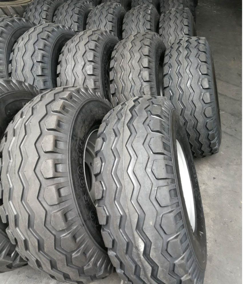 Implement Trailer Tire &amp; Harvestor Tire &amp; Agricultural Tyre 11.5/80-15.3 Imp Pattern