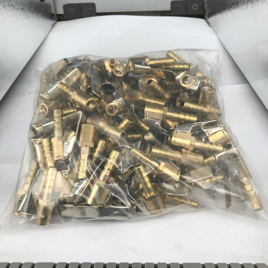 Air Chuck Heavy Duty Open Flow Lock on Tire Valve Air Chuck