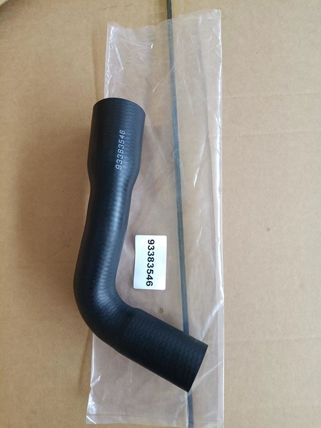 R201-15-185b Mazda Engine Air Intake Pipe Rubber Hose Radiator Hose