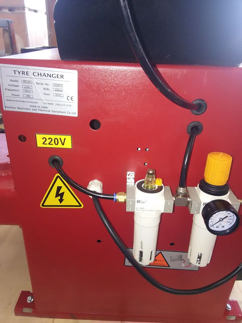 Car Tire Changing Equipment Tyre Machine for Garage
