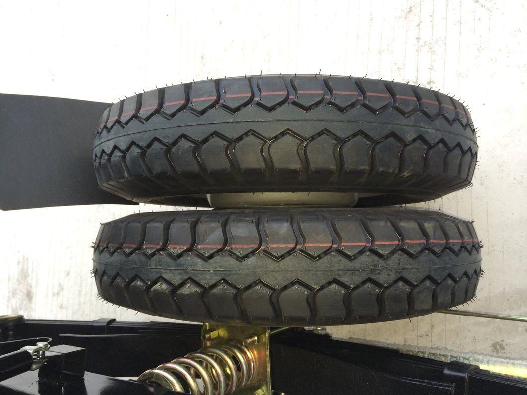 One Ton EEC Heavy Loading Cargo Tricycle with Double Rear Tyres