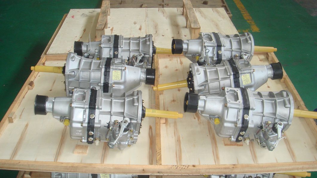 Ms130002 Auto Transmission Gearbox Match for Toyota Hiace 3L 5L Manual