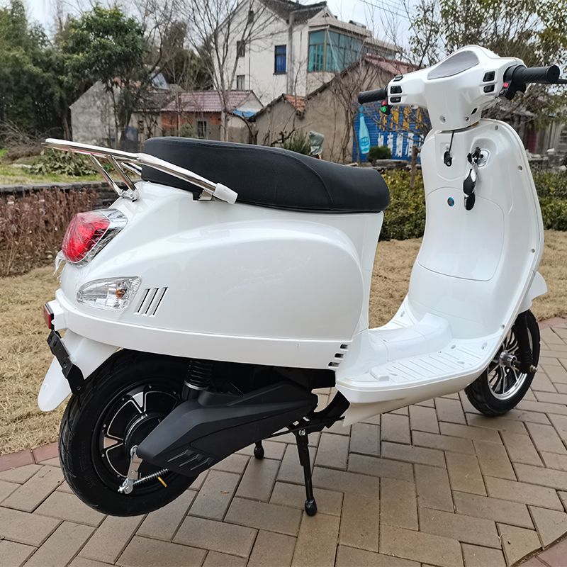 The Popular Modle with 12 Inch Tyre High Speed Electric Motorcycle/ Big Power Electric Scooter for Adult