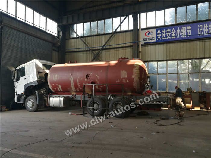 Sinotruk HOWO 20m3 10ton LPG Cooking Gas Dispenser Tanker Truck Bobtail Gas Refilling