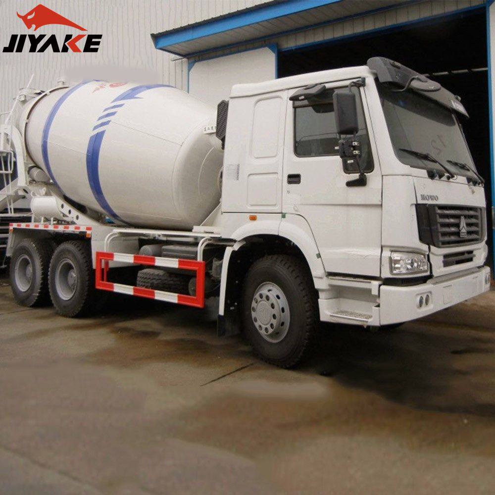 2023 HOWO A7 6X4 Heavy Duty Concrete Mixture Truck with 10cbm Tank for Sale