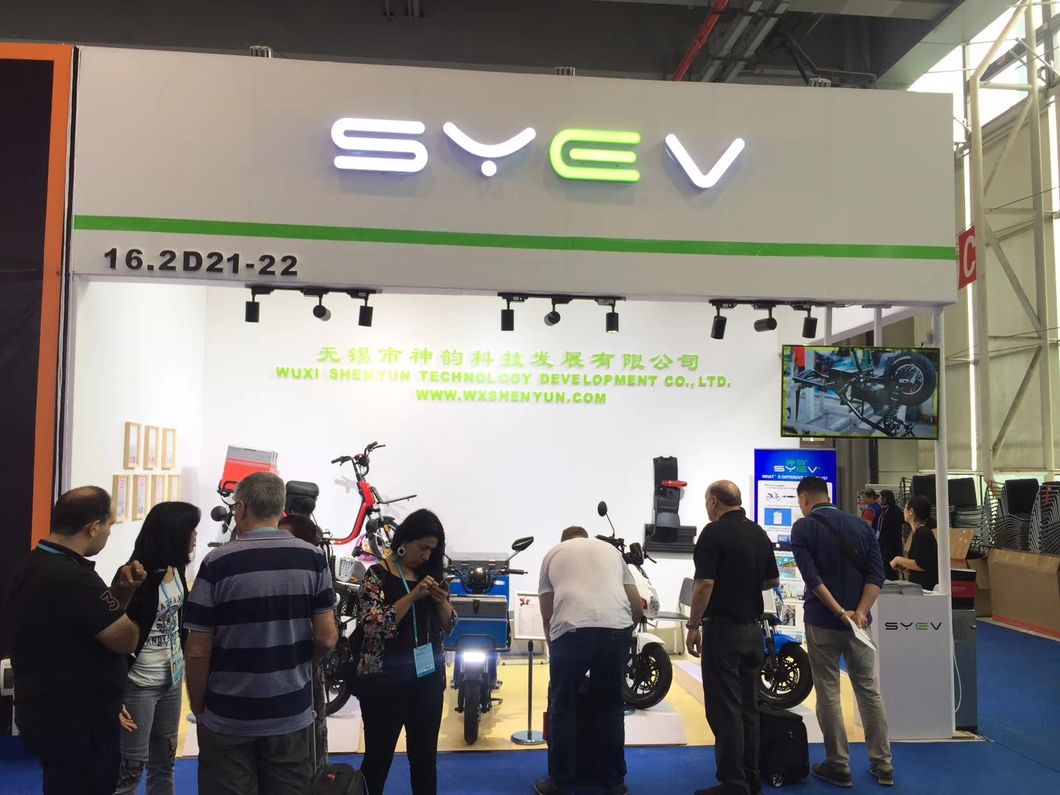 2022 New Design with 3000W Central Motor Electric Motorcycle EEC Coc Certificate