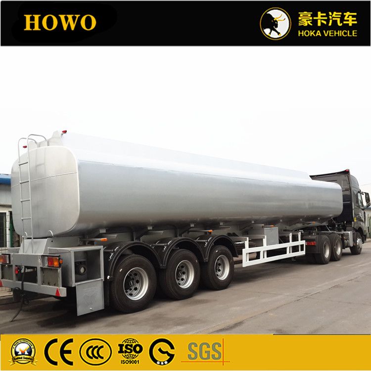 Tri-Axle 45000L Fuel Tanker Semi Trailer with A7 Tractor Truck